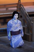 中村児太郎扮する婢女お松実は常磐木。(c)松竹