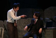 東根作寿英俳優生活30周年記念公演「Boss&Police～ガケデカ後藤誠一郎～」より。