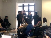 財団、江本純子 vol.14「タキシード」より。