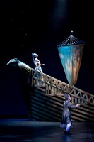 笠井叡迷宮ダンス公演「高丘親王航海記」より。（撮影：守屋友樹）