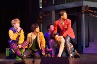 舞台「『Like A』room［002］」より。（撮影：鏡田伸幸）