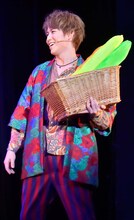 鎌苅健太演じるマーマ。（撮影：鏡田伸幸）