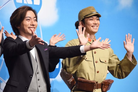 左から河合郁人(A.B.C-Z)、辰巳雄大(ふぉ~ゆ~)。