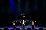 「東京ゲゲゲイ歌劇団」北京公演（（独）国際交流基金主催）より。（Photo by Xiaobei）