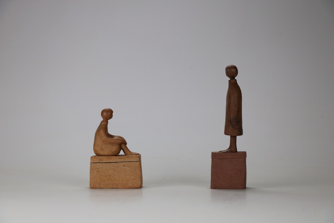 劇団速度「墓を放棄する部屋」“宿泊”をコンセプトにゲストハウスで上演