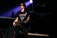 「キテレツメンタルワールド 東京ゲゲゲイ歌劇団 Vol.III『黒猫ホテル』」六本木公演ゲネプロの様子。（Photo by ARISAK）