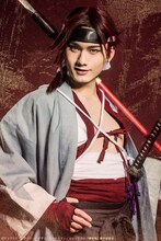 水石亜飛夢扮する原田左之助。