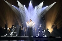 BSP（ブルーシャトルプロデュース）「『新選組』完結編」より、「暁ノ章」の様子。