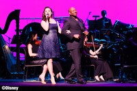 「ディズニー・ブロードウェイ・ヒッツ」より。