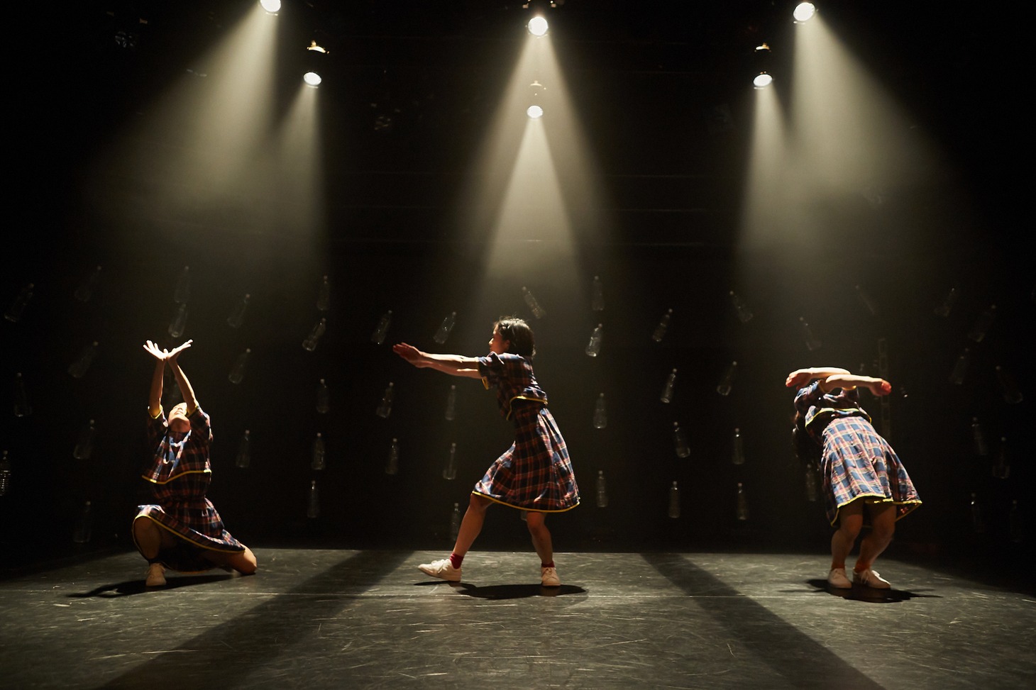 lal banshees vol.3「『本当は、知らない』ソロ・トリオ 二部作公演」より。（撮影：北川姉妹）