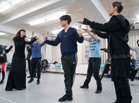 ミュージカル「イヴ・サンローラン」稽古場より。