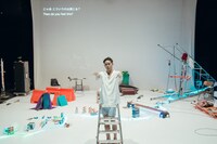 「プラータナー：憑依のポートレート」より。（Photo by Sopanat Somkhanngoen）