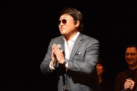 登場時のペリー・キー。