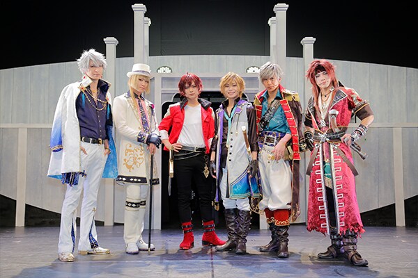 舞台「夢王国と眠れる100人の王子様 On Stage」出演者