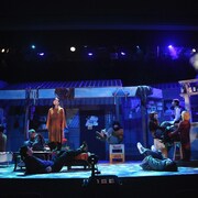 劇団メンバー総出演、万能グローブガラパゴスダイナモス「溺れるクジラ」開幕