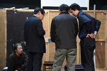 文学座「寒花」稽古の様子。