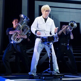 石川直、最後の「ブラスト!」出演に「違う立ち位置からカンパニー支える」