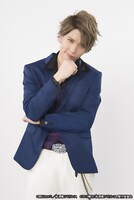 仲田博喜扮するマーティン・ベアード。