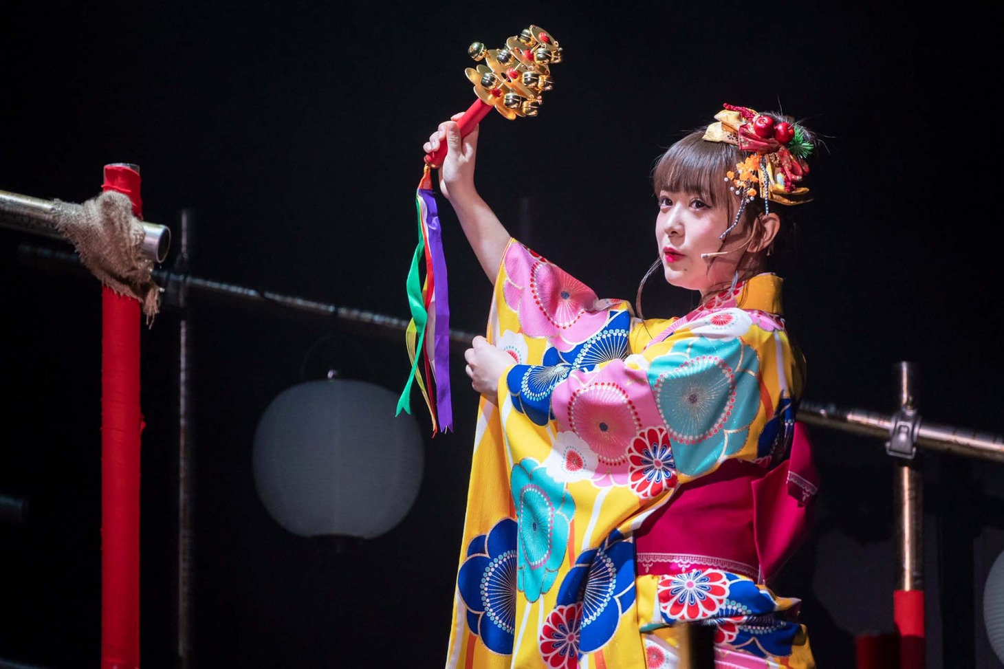 舞台「SORAは青い」より。（撮影：渡辺慎一）