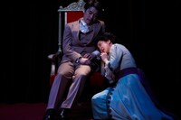 2016年上演の劇団チョコレートケーキ「治天ノ君」より。（撮影：池村隆司）