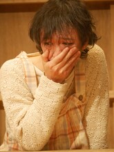 DULL-COLORED POP vol.19「あつまれ！『くろねこちゃんとベージュねこちゃん』まつり」より、谷賢一チームの公演の様子。