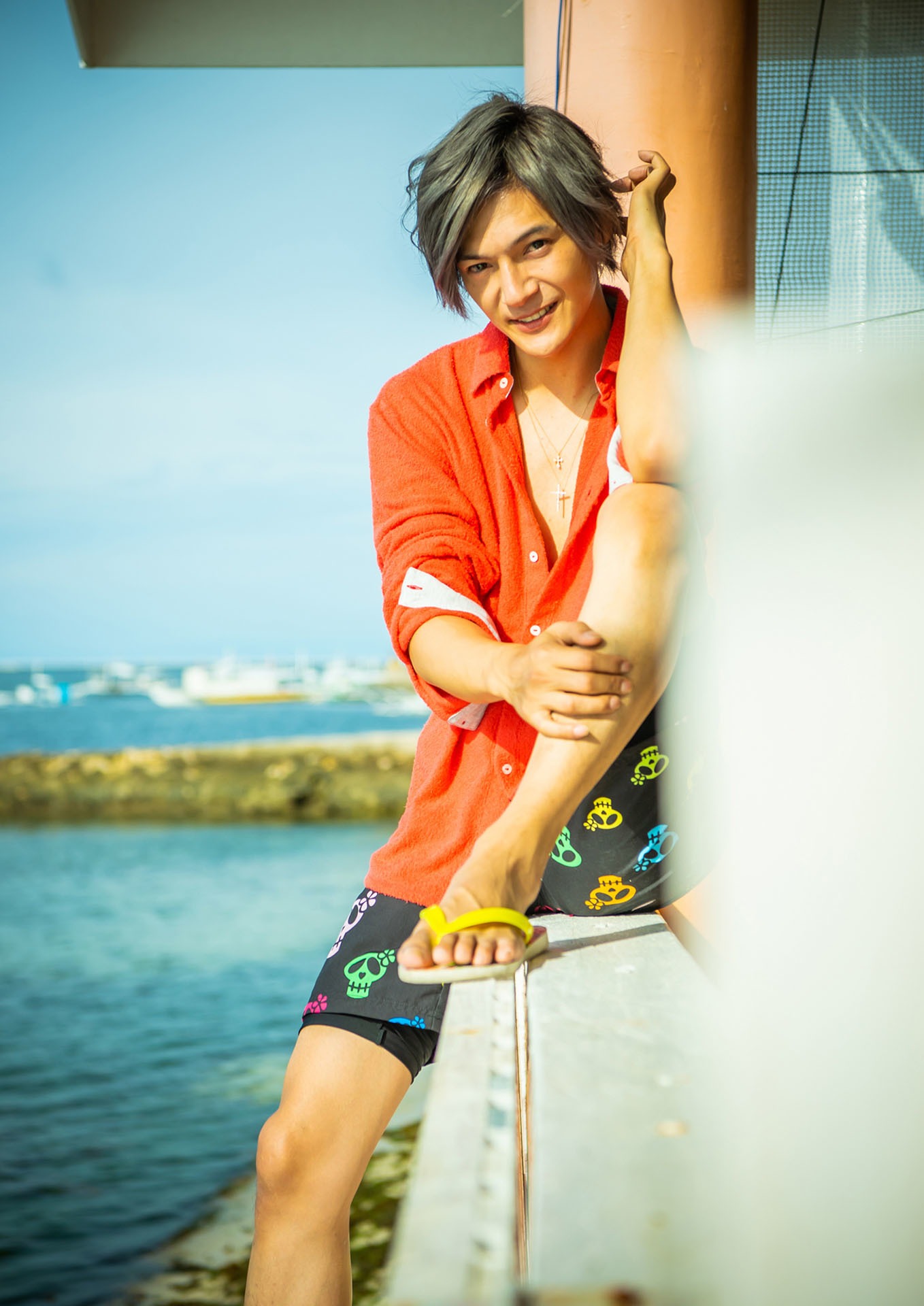 「デジタル原色美男図鑑 上田堪大『KANDAI』」（文藝春秋）より。（撮影：松田忠雄）