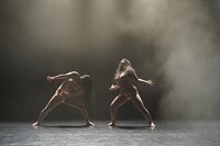 乗松薫 / 鉄田えみ / チェ・ミョンヒョン「The Ignited Body」より。