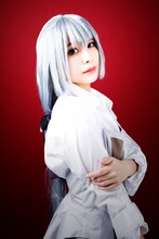 宮崎理奈扮するクラリス。