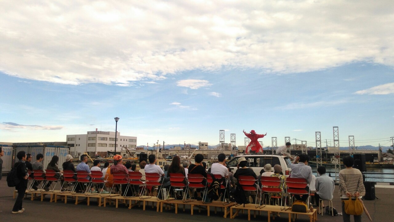 ままごとメンバー勢ぞろいで「ツアー」の“ツアー報告会”を開催