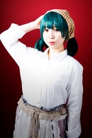 太田薫子（サンスポアイドルリポーターSIR）扮するパン屋娘。