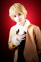 星波扮するアレン。