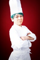 竹野聡扮するパン屋父。