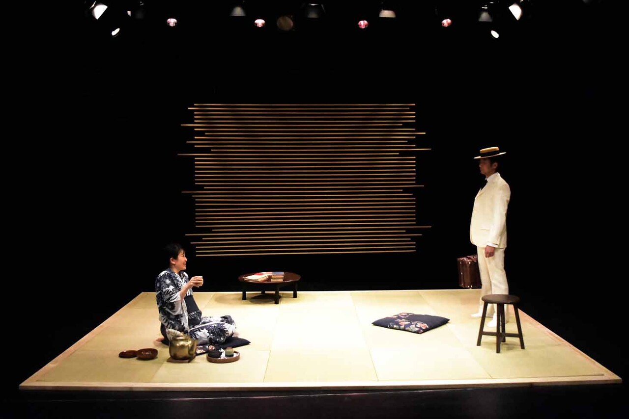 過去最大規模の「平田オリザ・演劇展」、会話劇「走りながら眠れ」で幕開け