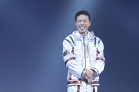「松本利夫ワンマンSHOW『MATSUぼっち06』‐STARS‐」東京公演より。（撮影：塩崎亨）