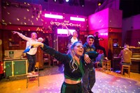 ミュージカル「マイ・レフトライトフット」より。(c)Tommy Ga-Ken Wan