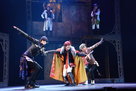 舞台「文豪とアルケミスト 余計者ノ挽歌（エレジー）」公開ゲネプロより。