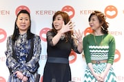 ハイヒールとシルク(右)。