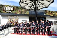 COOL JAPAN PARK OSAKAのオープニングセレモニーより。テープカットの様子。