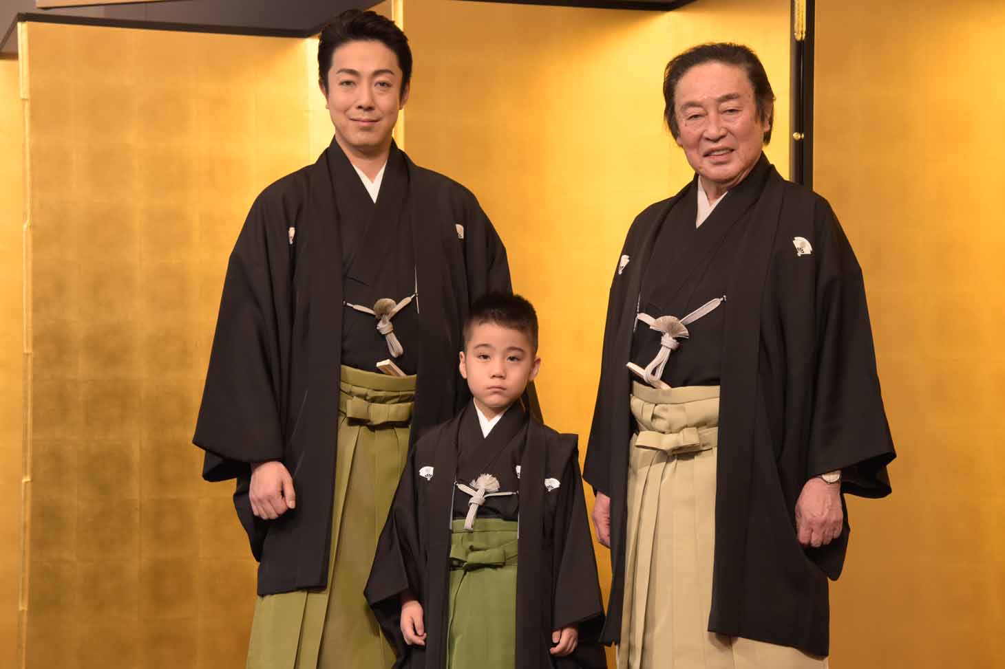 左から尾上菊之助、寺嶋和史、尾上菊五郎。