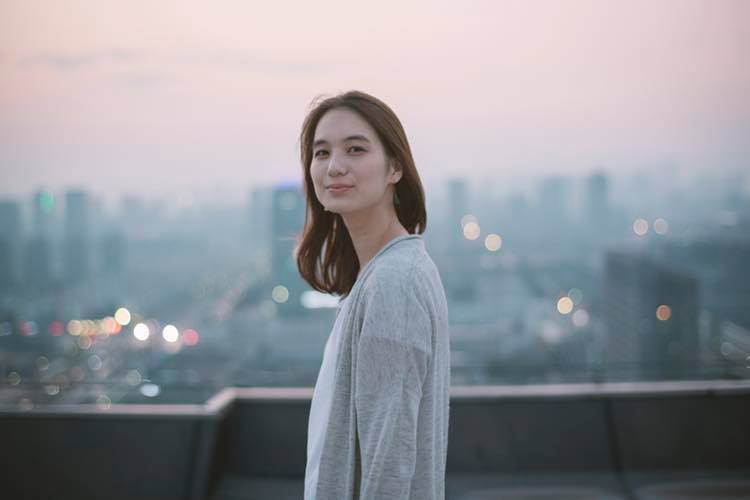 贅沢貧乏「みんなよるがこわい」徳島国際映画祭で上演、山田由梨が高校生とトーク