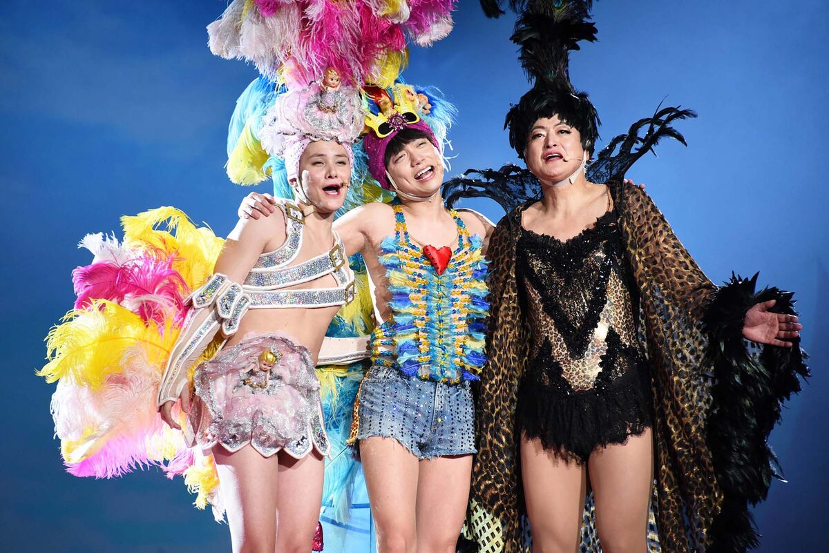 約2年ぶり プリシラ 開幕に宮本亜門 時代の変わり目に上演できてよかった 公演 会見レポート 写真17枚 ステージナタリー
