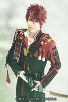 加藤将扮する大包平。