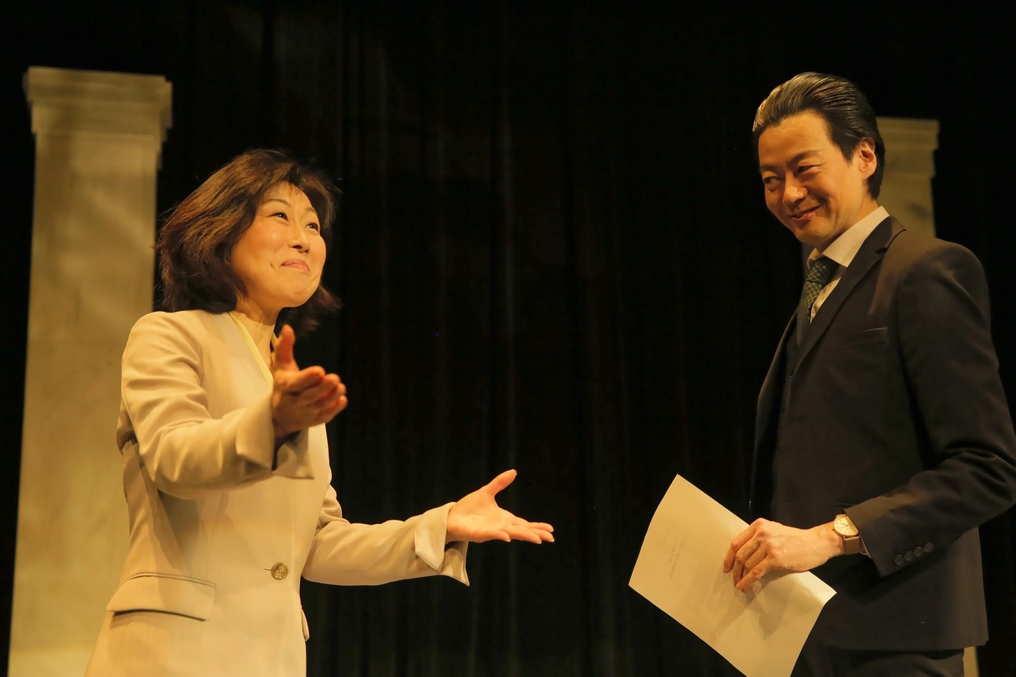 「THE Negotiation」より。（撮影：堀川高志）