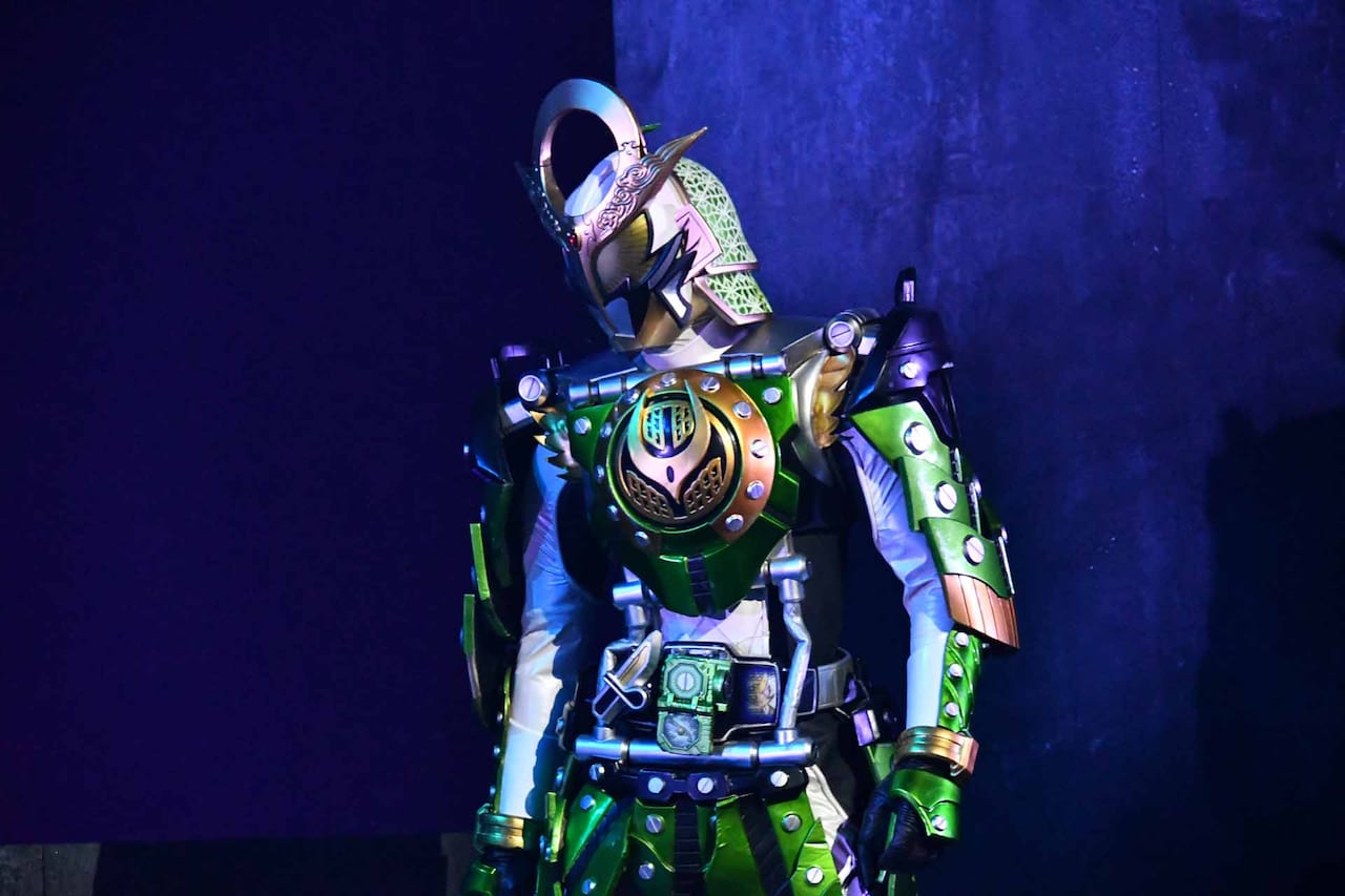 新品未開封ブルーレイ★ 舞台 仮面ライダー斬月-鎧武外伝- DX斬月 Amazon.co.jp: 舞台「仮面ライダー斬月」‐鎧武外伝‐ DX斬月
