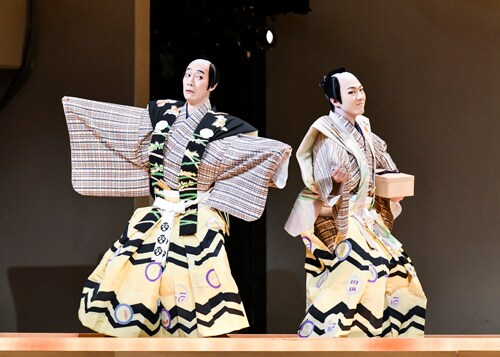 「芋掘長者」より。(c)松竹株式会社