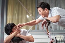 ももちの世界の過去公演より。（撮影：松田ミネタカ）