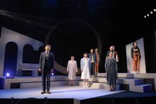 ベッド＆メイキングス 第6回公演「こそぎ落としの明け暮れ」より。