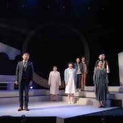 テーマは“愛”、ベッド&メイキングス「こそぎ落としの明け暮れ」上演中