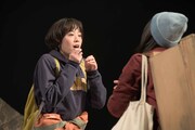 ベッド＆メイキングス 第6回公演「こそぎ落としの明け暮れ」より。