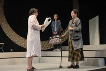 ベッド＆メイキングス 第6回公演「こそぎ落としの明け暮れ」より。